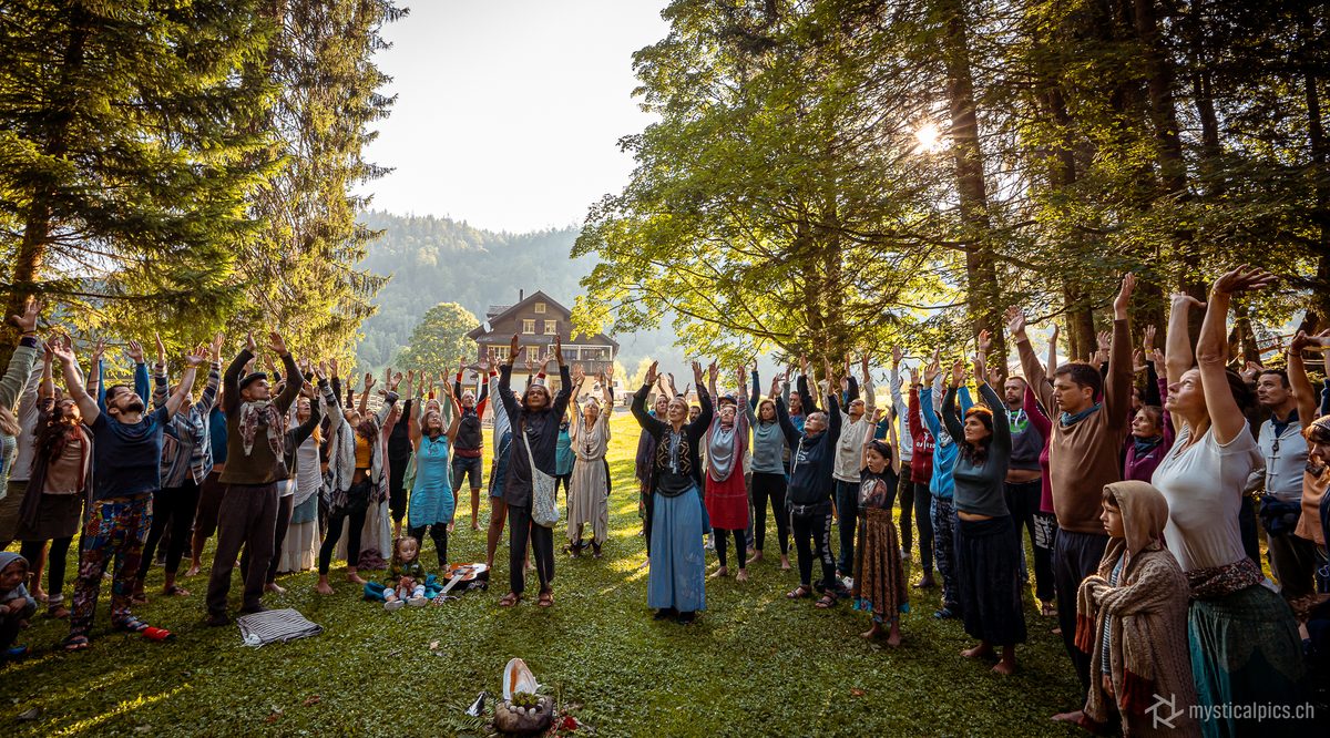 Atelier Grandmother Healing Haka® en plein air